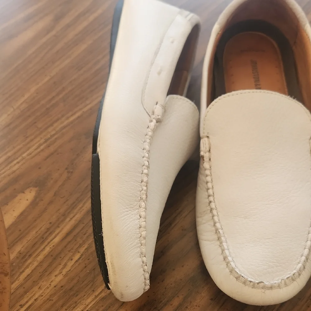 SALE-Mens Johnston & Murphy Color is an OFF WHITE, looks like Leather, Slip-Ons